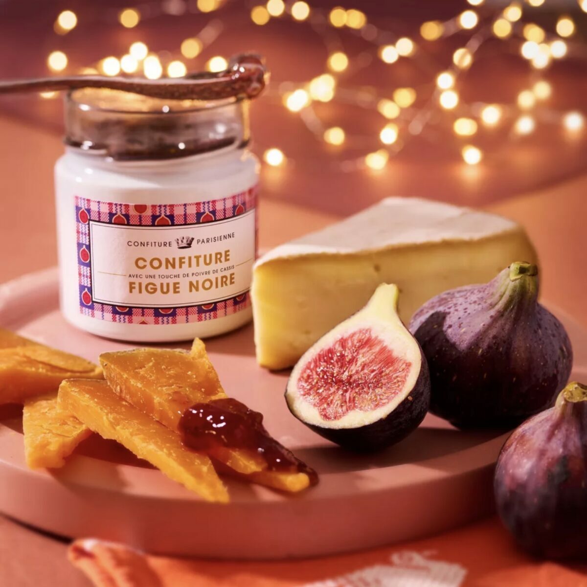 Grand pot blanc de confiture artisanale Figue et Poivre de Cassis Confiture Parisienne 250g.