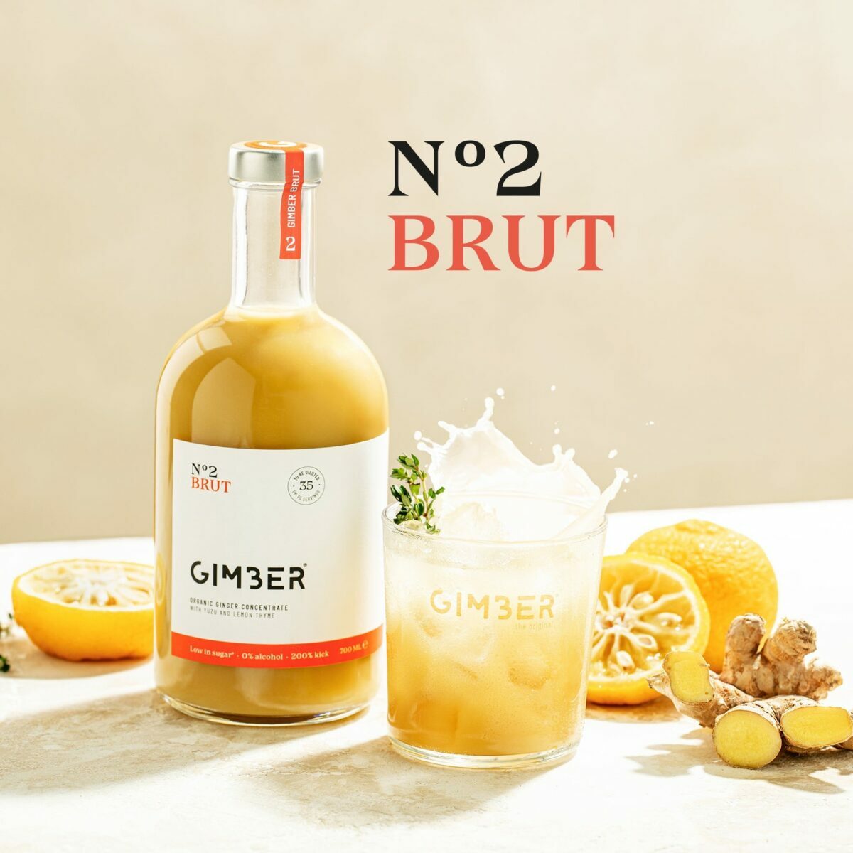 Bouteille de 500 ml de concentré de gingembre bio GIMBER N°2 Brut avec 50% de sucre en moins.